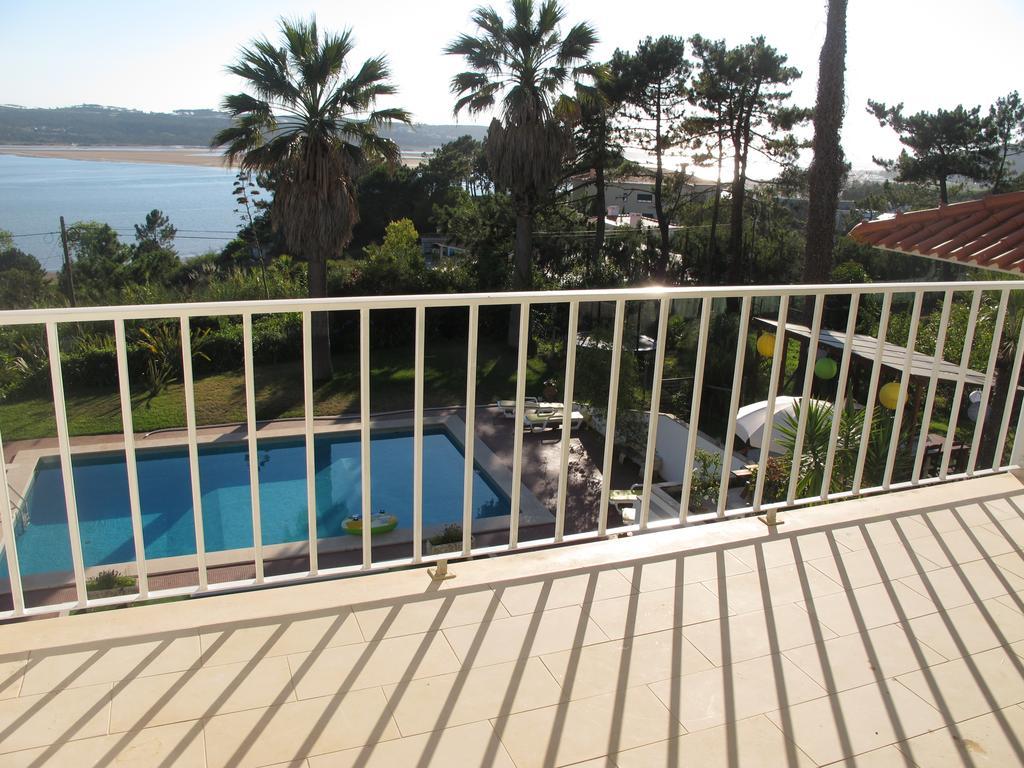 Casa Branca Guest House Фож-ду-Арелю Екстериор снимка