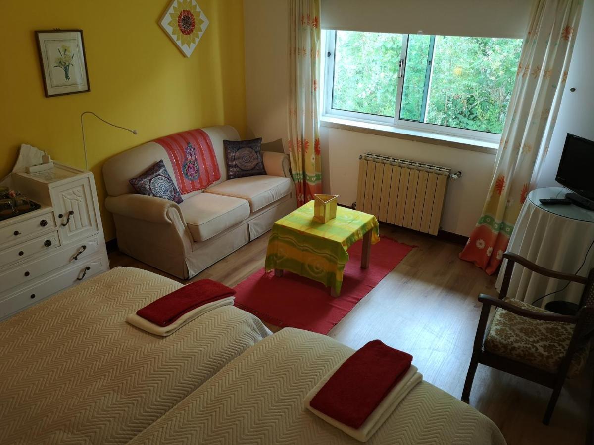 Casa Branca Guest House Фож-ду-Арелю Екстериор снимка